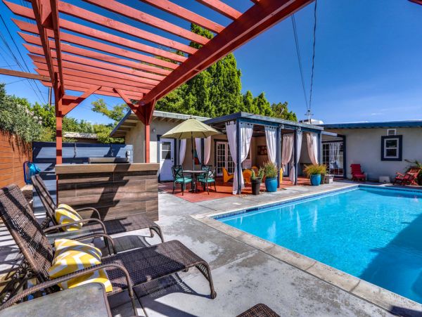 Palm Springs Home 984194