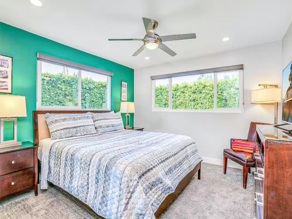 Palm Springs Seven Bedroom Rental Home with Mountain View
