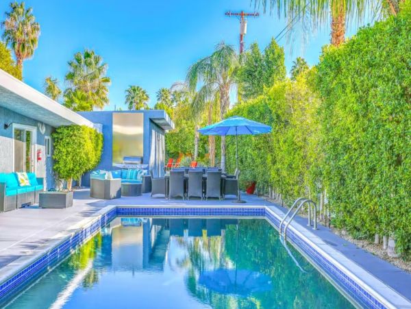Palm Springs Seven Bedroom Rental Home with Mountain View