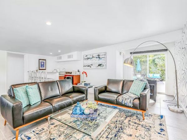 Palm Springs Seven Bedroom Rental Home with Mountain View