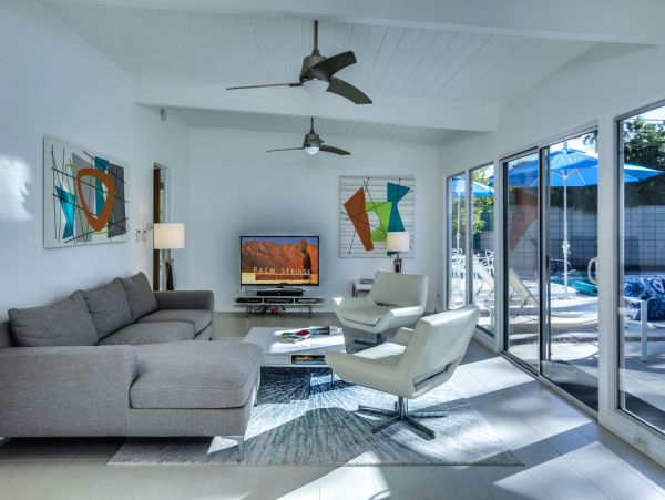 Palm Springs Home 984196