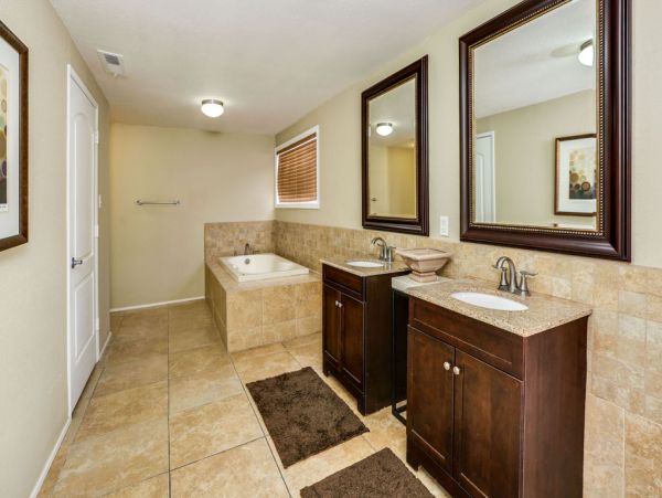 Palm Springs Home 984197