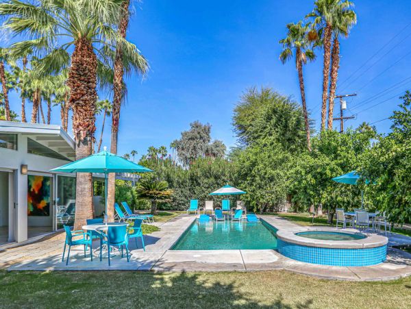 Palm Springs Home 984198
