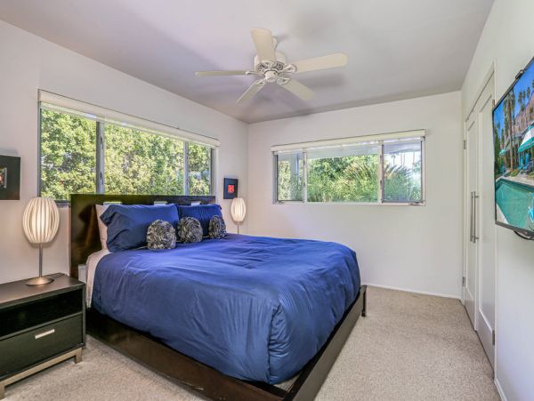 Palm Springs Home 984198