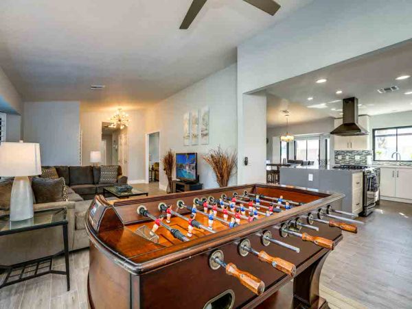 Palm Springs Home 984199