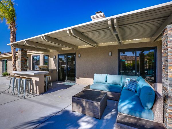 Palm Springs Home 984199