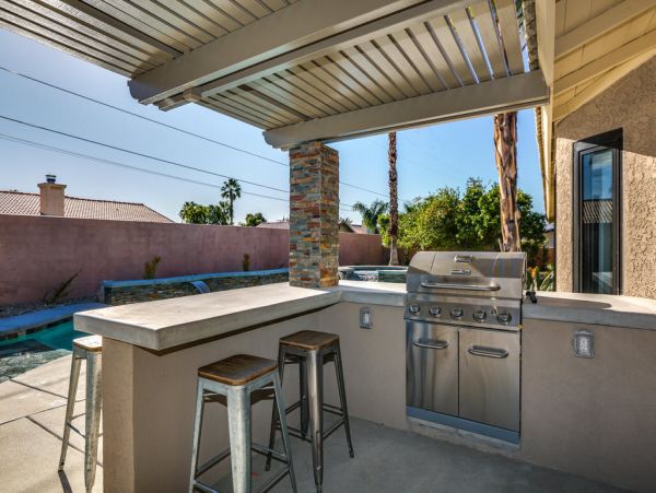 Palm Springs Home 984199