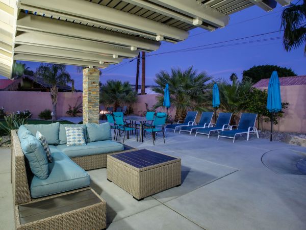 Palm Springs Home 984199