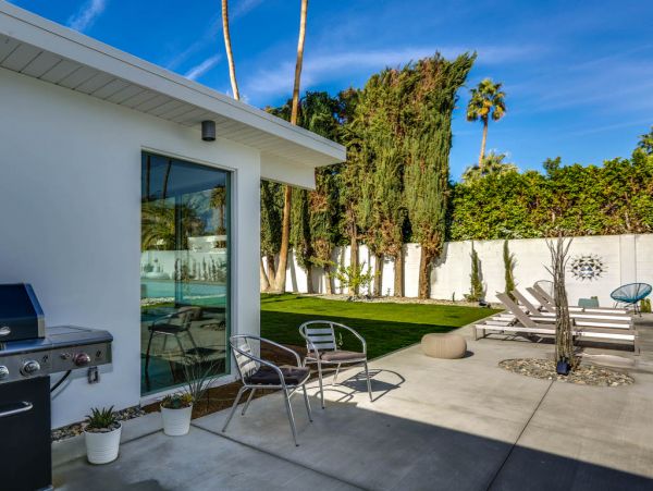 Palm Springs Home 984201