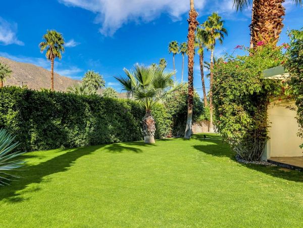 Palm Springs Home 984202