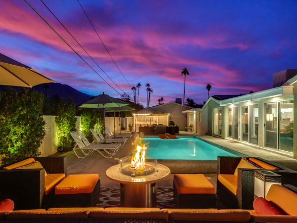 Palm Springs Home 984203