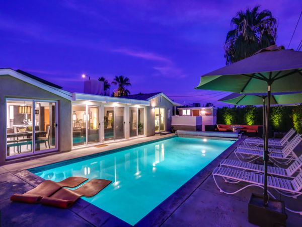 Palm Springs Home 984203