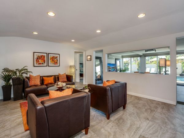 Palm Springs Home 984203