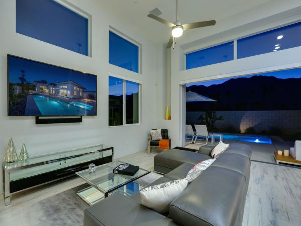 Palm Springs Home 984205