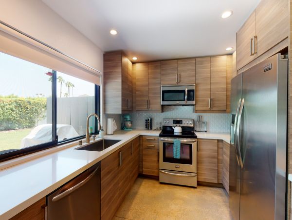Palm Springs Home 984206