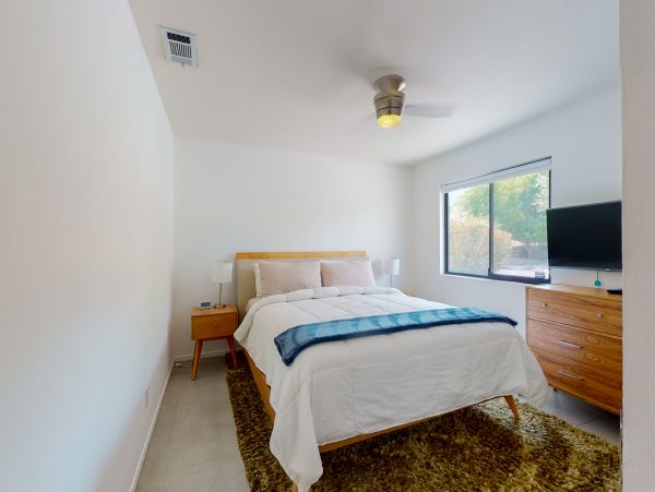 Palm Springs Home 984206