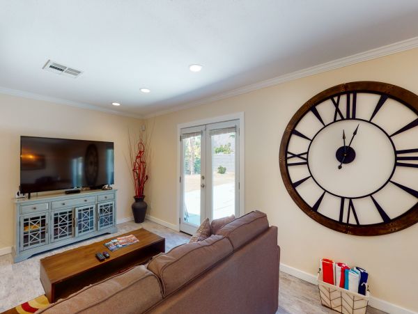 Palm Springs Home 984207