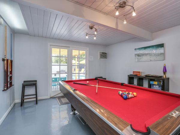 Palm Springs Home 984208