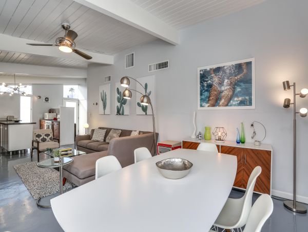 Palm Springs Home 984208
