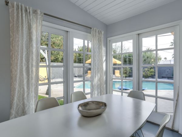 Palm Springs Home 984208