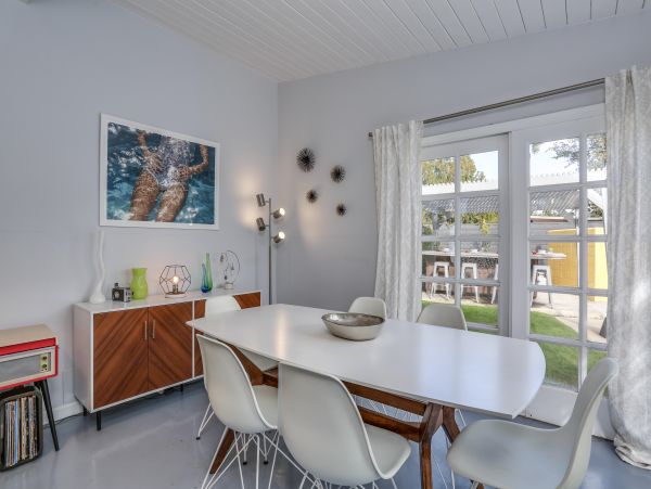 Palm Springs Home 984208