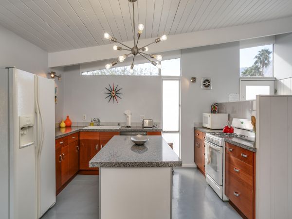 Palm Springs Home 984208