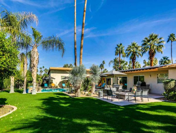 Palm Springs Home 984209