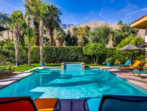 Palm Springs Home 984209