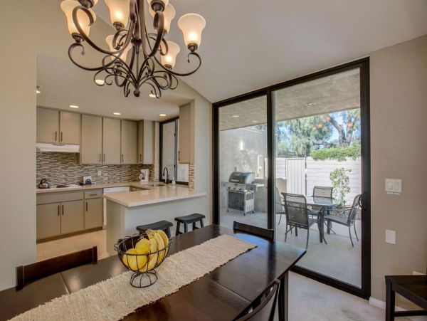 Palm Springs Home 984210