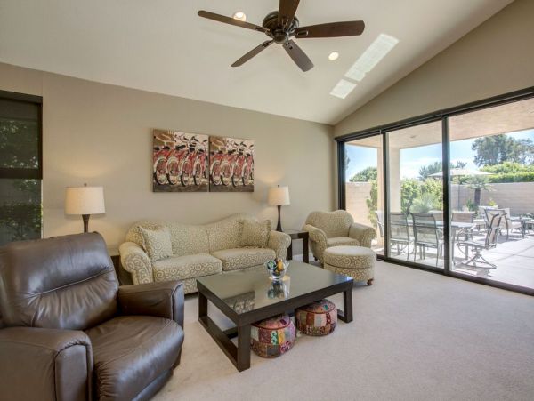 Palm Springs Home 984210