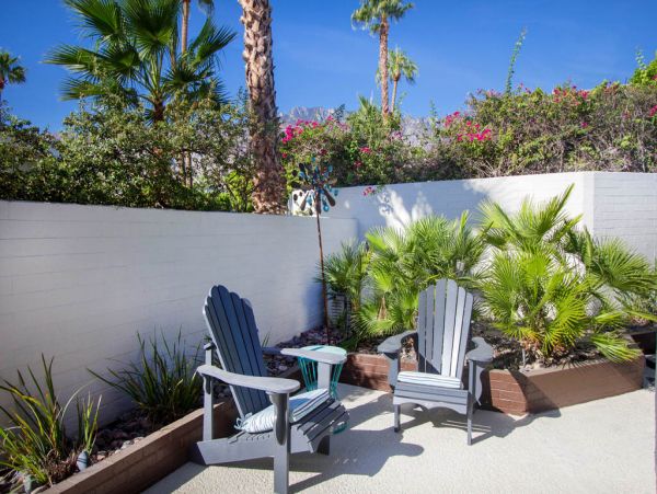 Palm Springs Home 984211