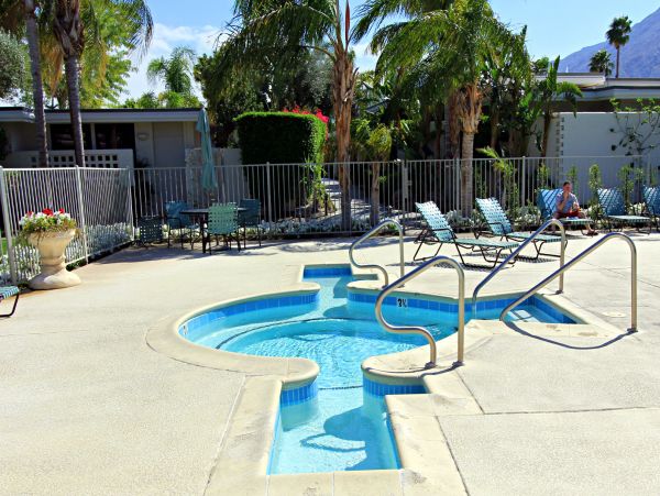 Palm Springs Home 984211