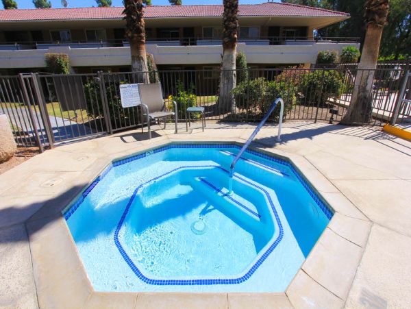 Palm Springs Home 984212