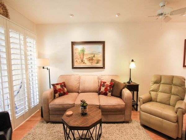 Palm Springs Home 984212