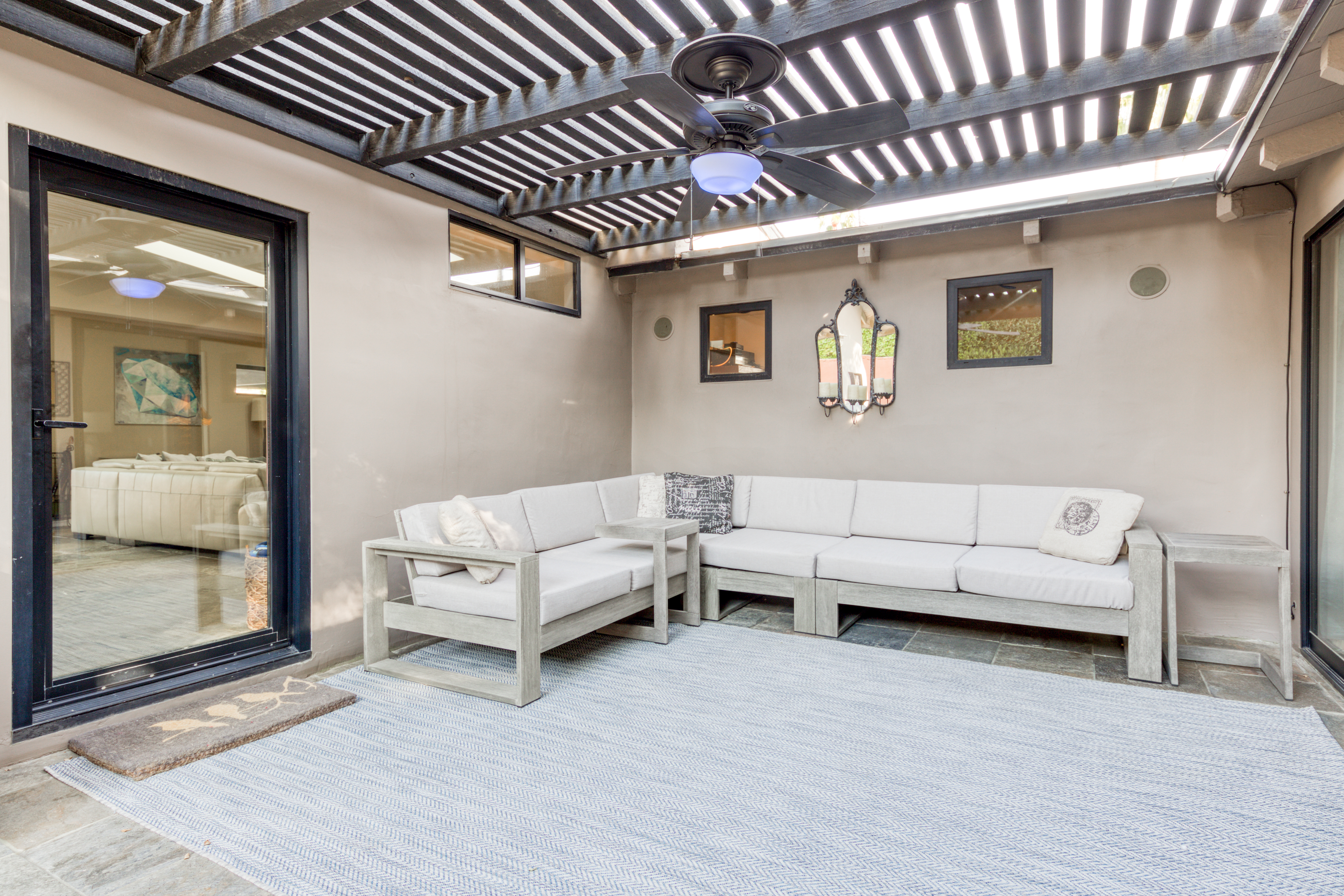 Palm Springs Home 984213