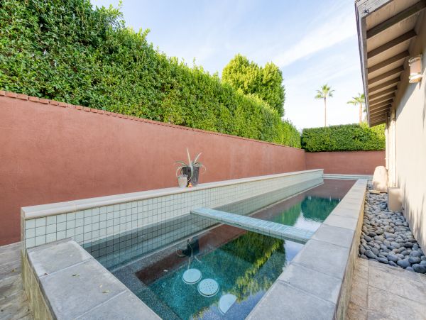 Palm Springs Home 984213
