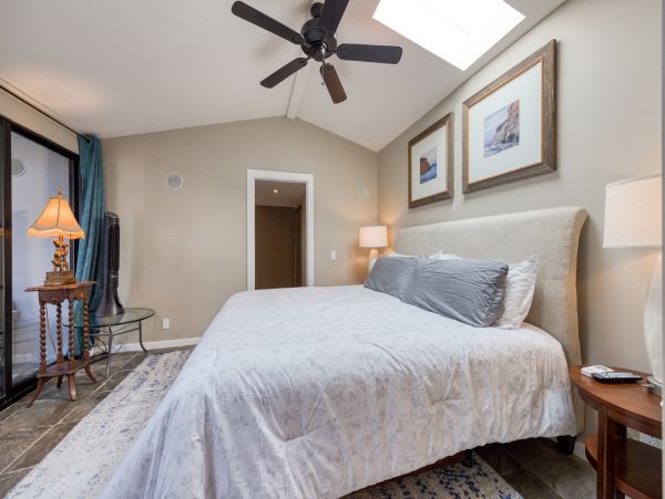 Palm Springs Home 984213
