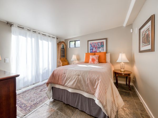 Palm Springs Home 984213