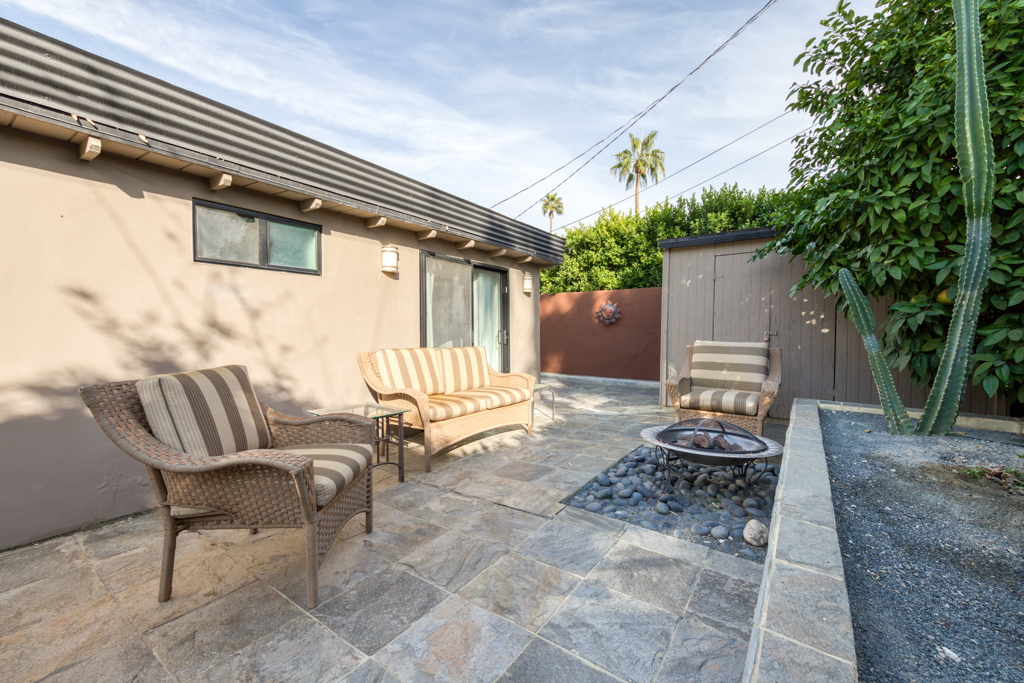 Palm Springs Home 984213