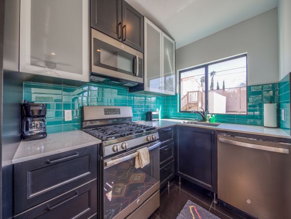 Palm Springs Home 984216