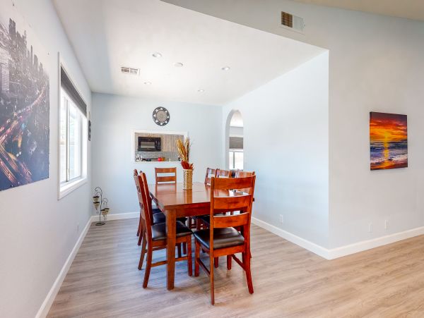 Palm Springs Home 984217