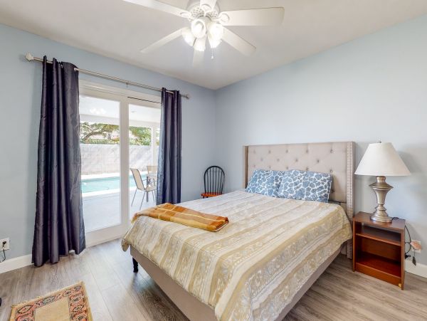 Palm Springs Home 984217