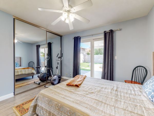 Palm Springs Home 984217