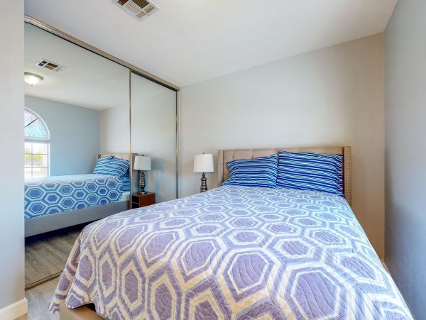 Palm Springs Home 984217