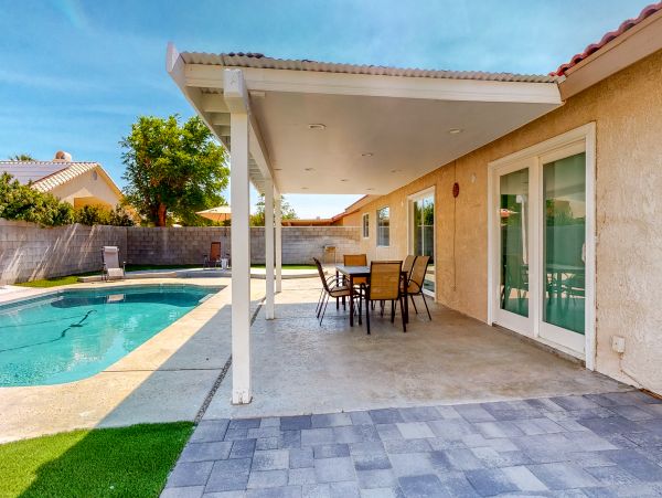 Palm Springs Home 984217