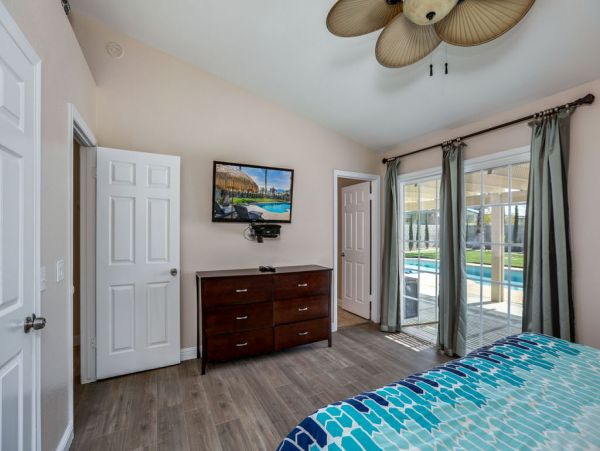 Palm Springs Home 984218