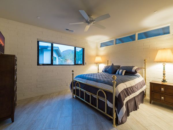 Palm Springs Home 984219