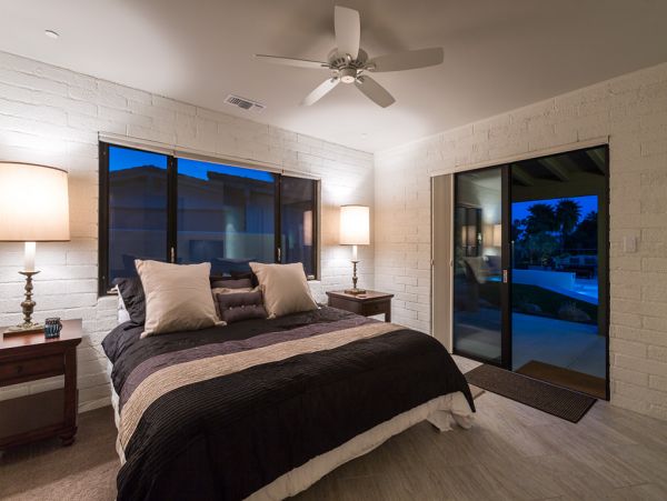 Palm Springs Home 984219