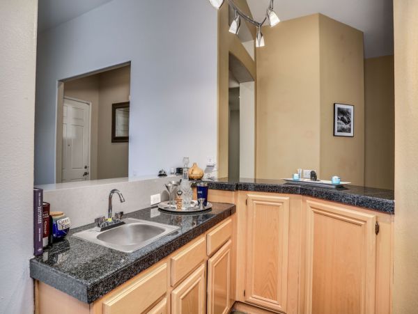 Palm Springs Home 984220