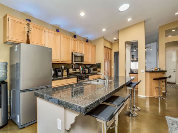 Palm Springs Home 984220